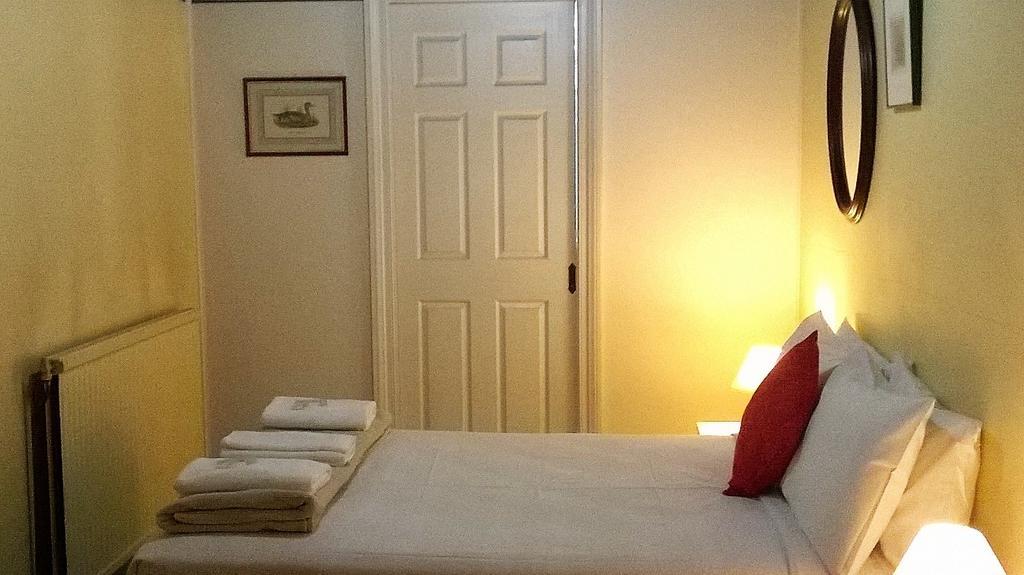 Victoria And Albert Guesthouse Room photo